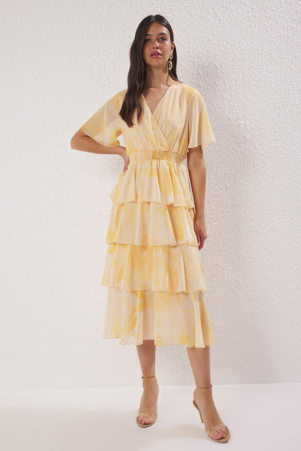 TRENDYOLMILLA Pembe Cicekli Etegi Belden Ac?lan Midi Dokuma Elbise TWOSS25EL00451  фото 6