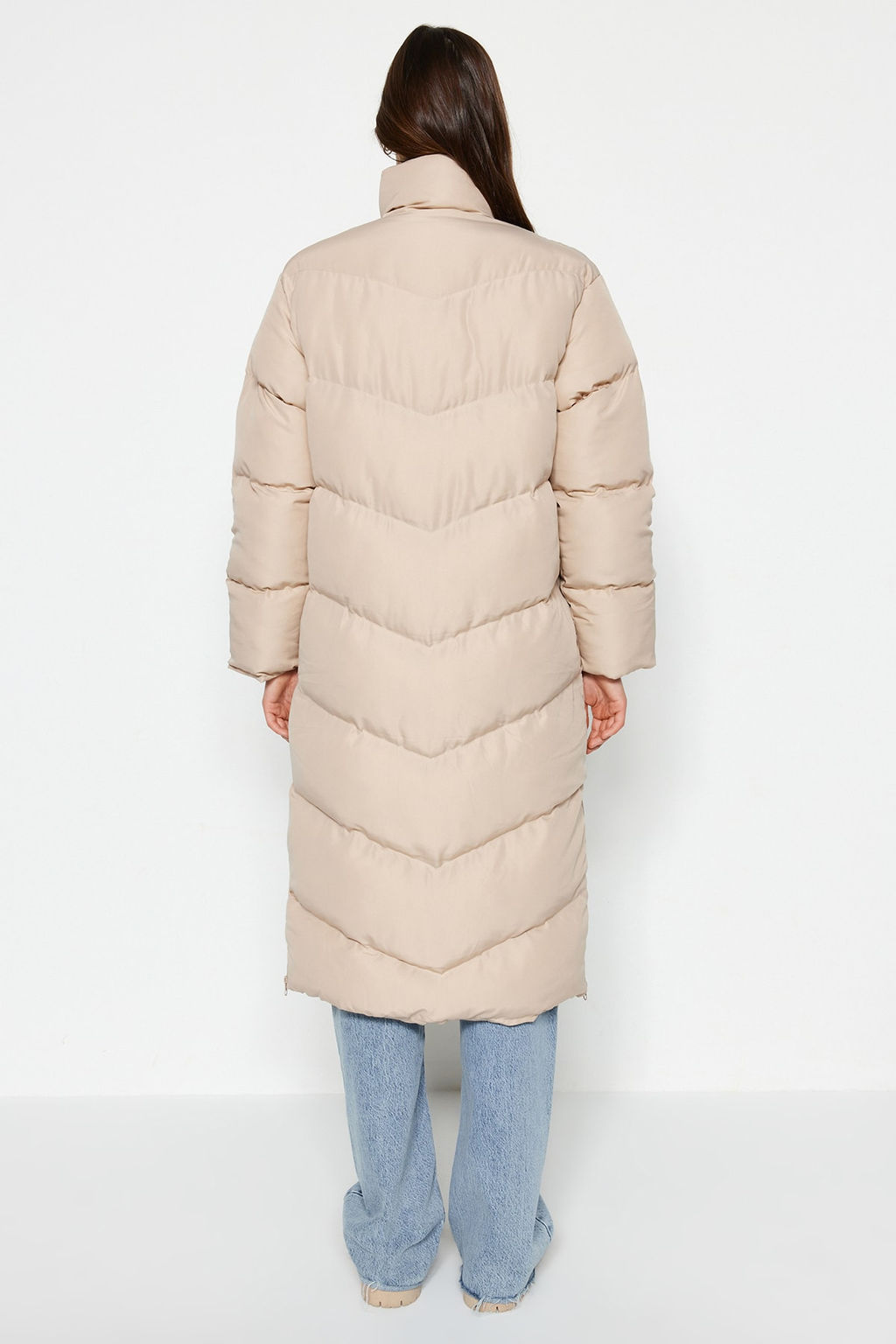 TRENDYOLMILLA Bej Regular Yandan Fermuar Detayl? Su Itici Uzun Sisme Mont TWOAW24MO00049 фото 14