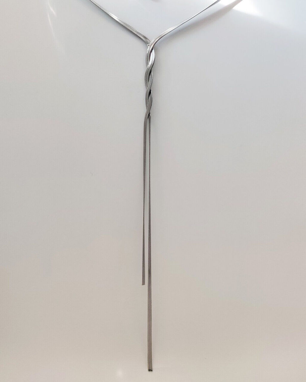 Колье из стали