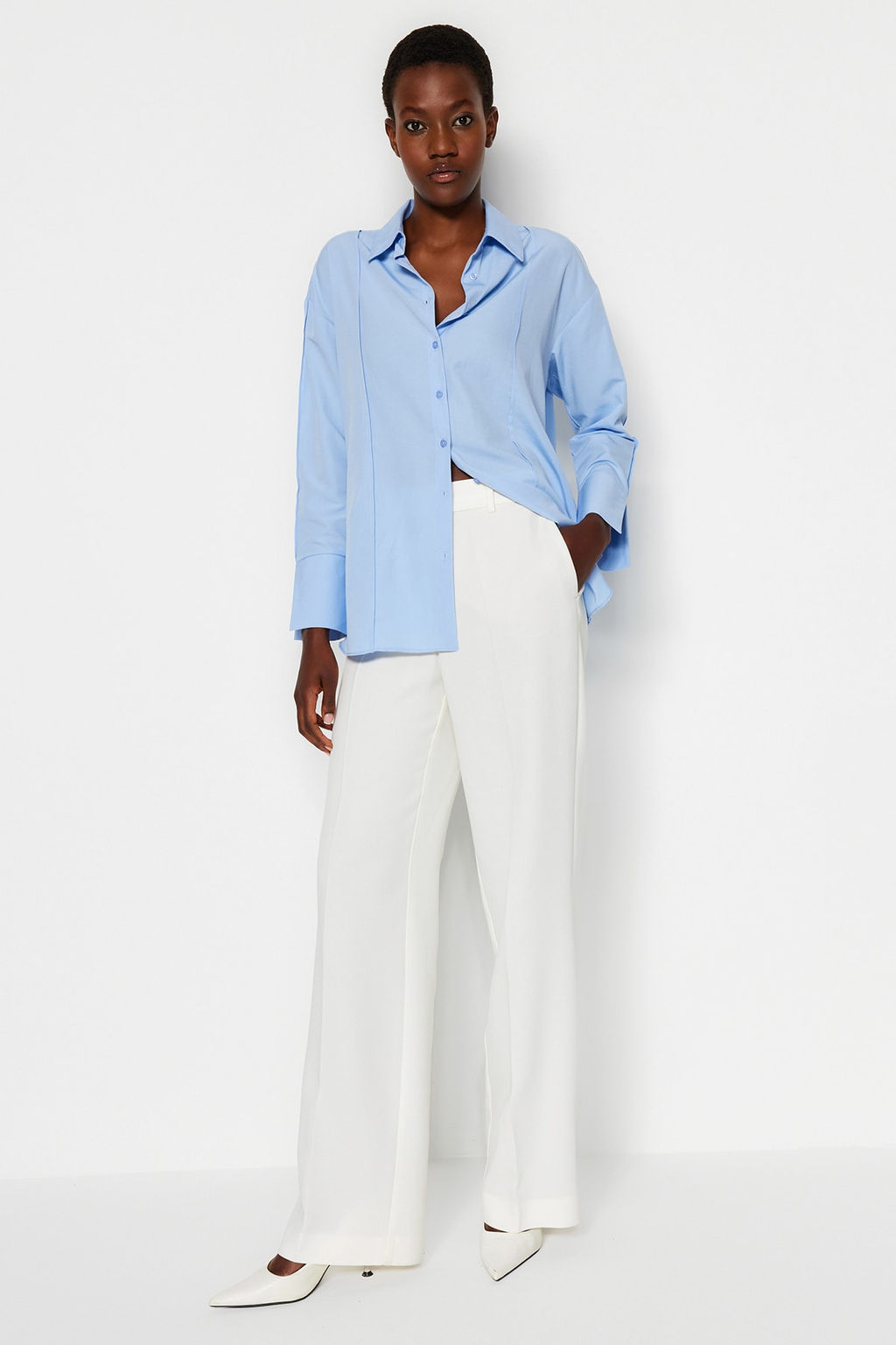 Ac?k Mavi Nervur Detayl? Kollar? Y?rtmacl? Oversize Genis Kesim Dokuma Gomlek TWOAW24GO00152 - Trendyolmilla фото 3