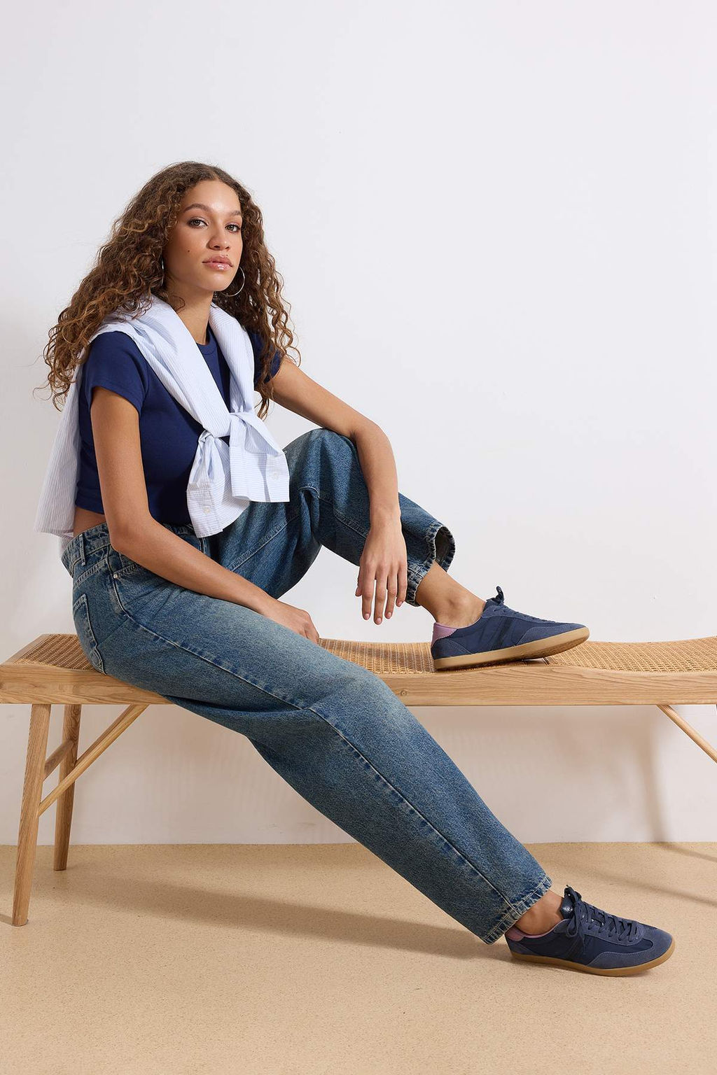 TRENDYOLMILLA Mavi Yuksek Bel Barrel Baggy Jeans TWOAW25JE00130  фото 18