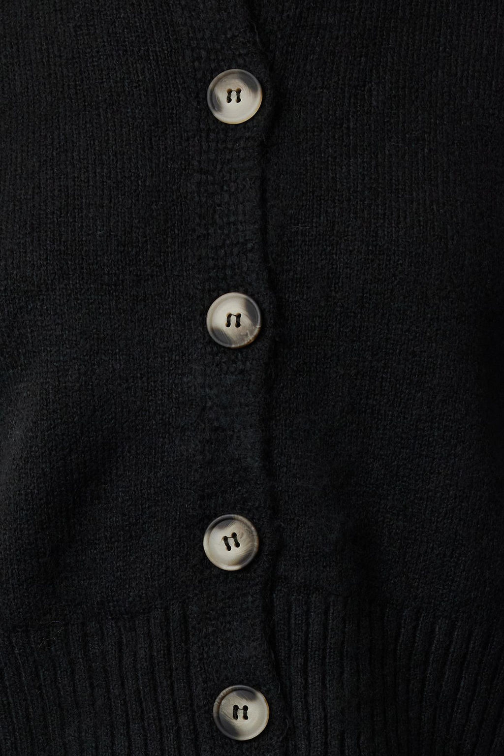 TRENDYOLMILLA Gri Crop Yumusak Dokulu Dugmeli Triko H?rka TWOAW24HI00198 фото 11