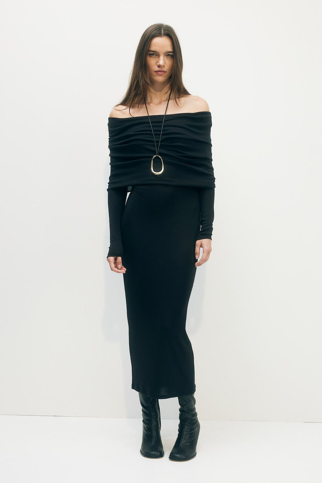 Vestido off-the-shoulder con escote vuelto - H&m фото 2