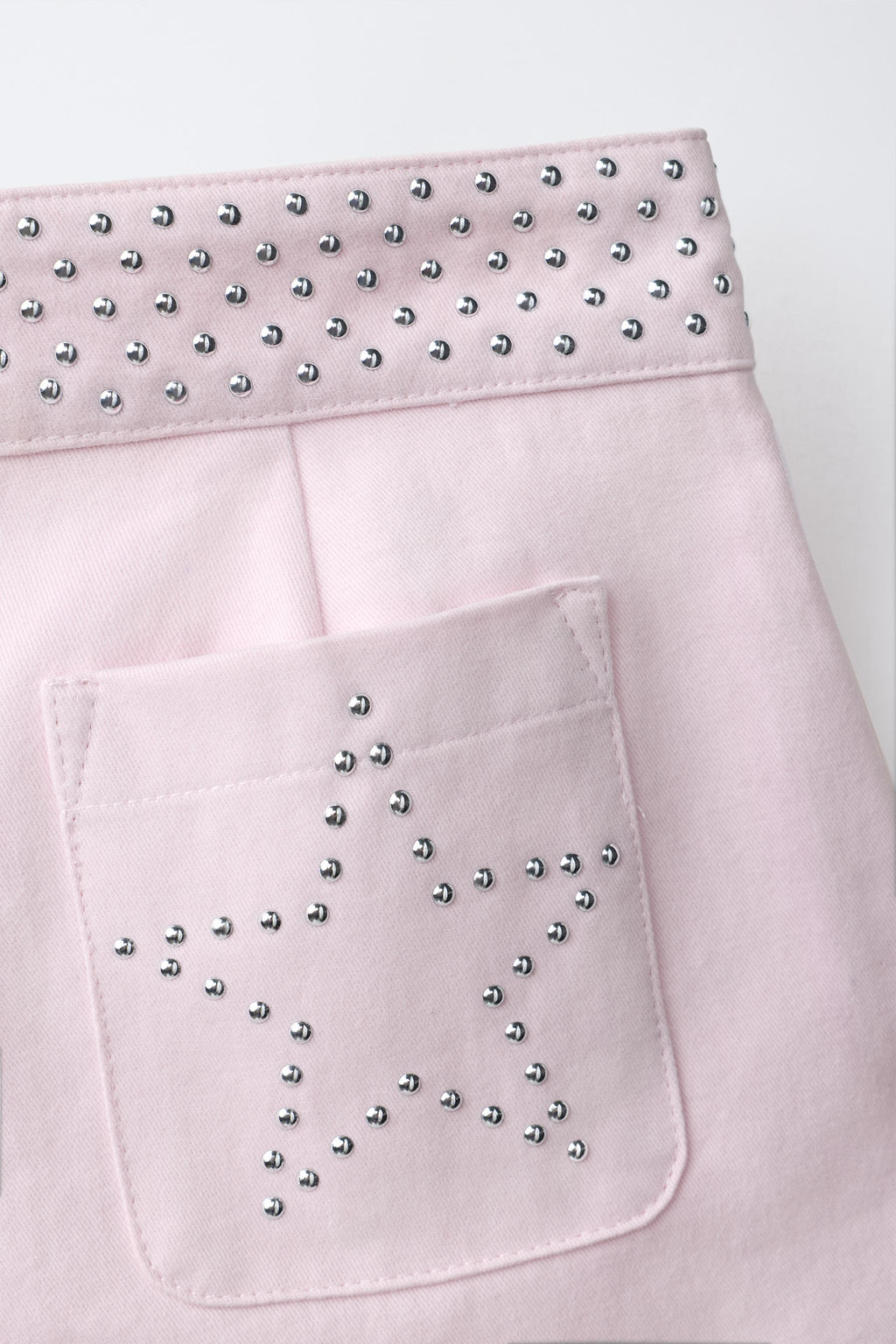 BERMUDA DETALLE TACHAS Y ESTRELLAS / Rosa - Zara фото 4