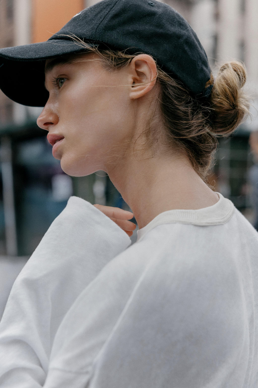 CONTRAST NECK T-SHIRT - Zara фото 5