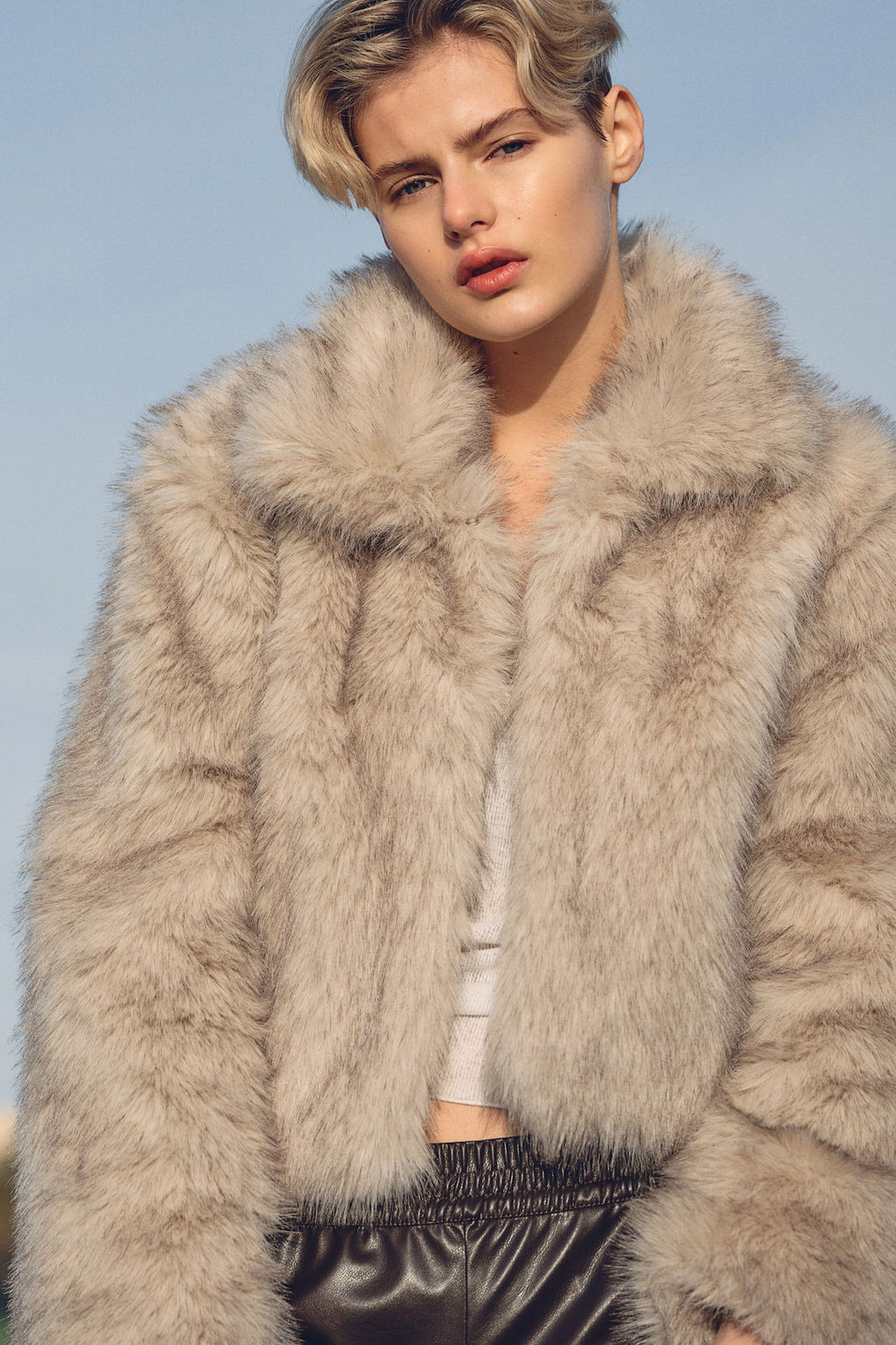 Cropped fluffy jacket - H&m фото 6