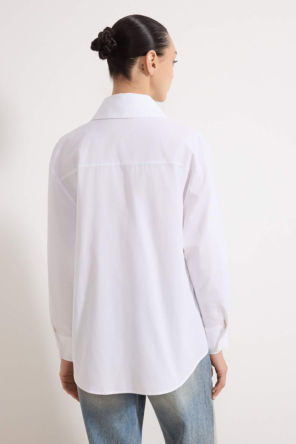 Koyu Kahverengi Pamuklu Yaka Fiyonk Baglamal? Genis Kal?p Poplin Gomlek TWOAW26GO00123 - Trendyolmilla фото 8