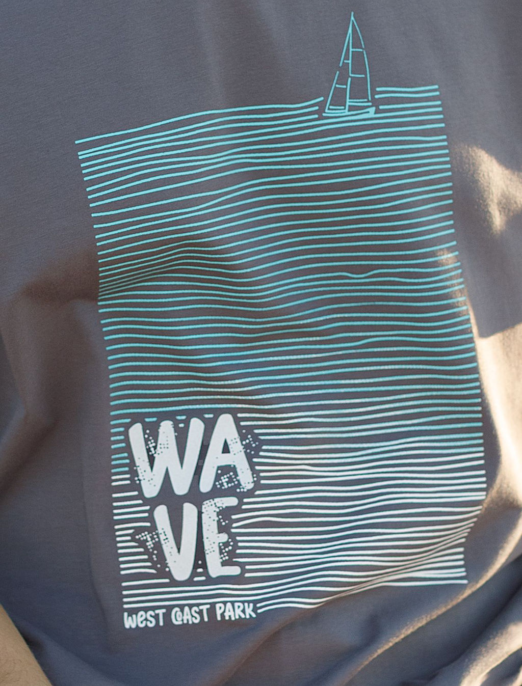 Свободная футболка с авторским принтом