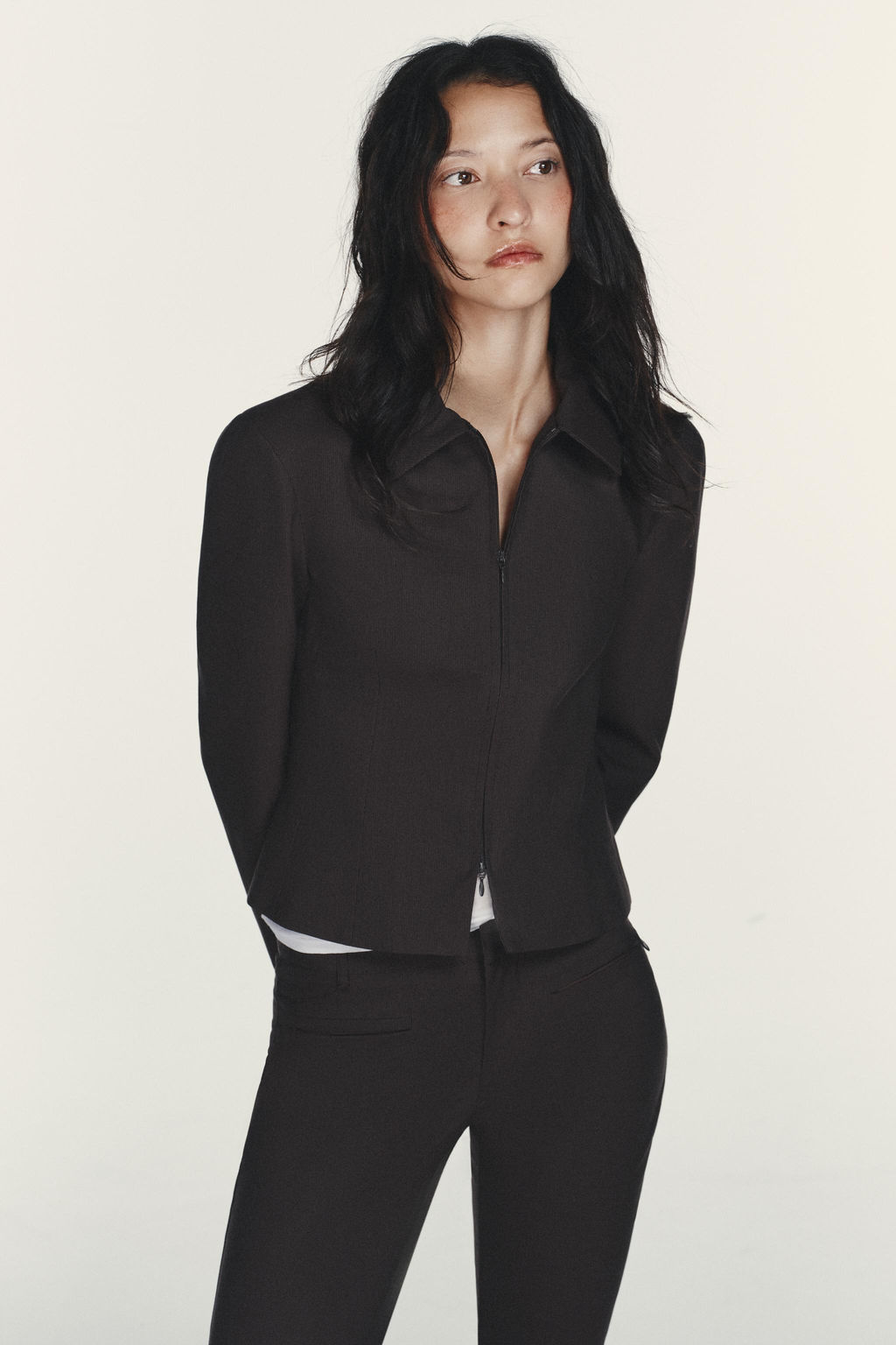 FLARE TROUSERS WITH POCKETS - Zara фото 2