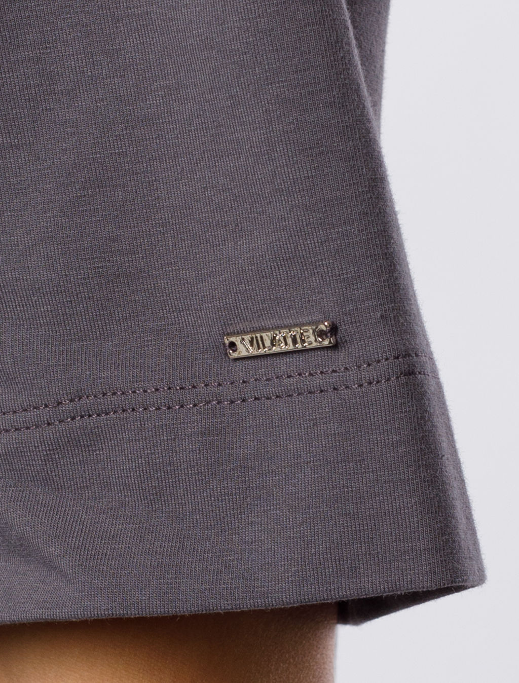 Удлиненная футболка over-size с авторским принтом - Vilatte фото 5