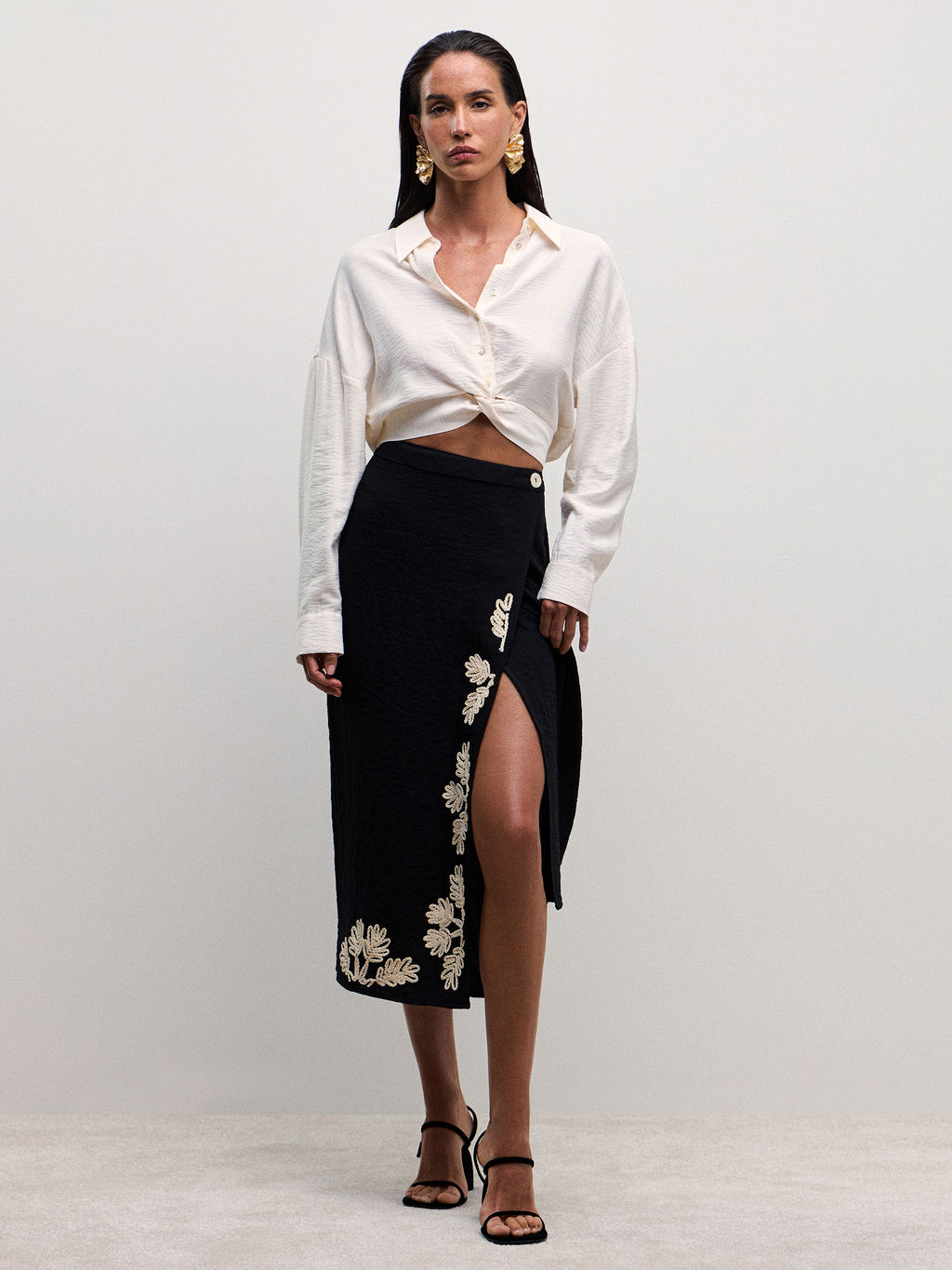 Миди юбка с вышивкой / Zarina  фото 8