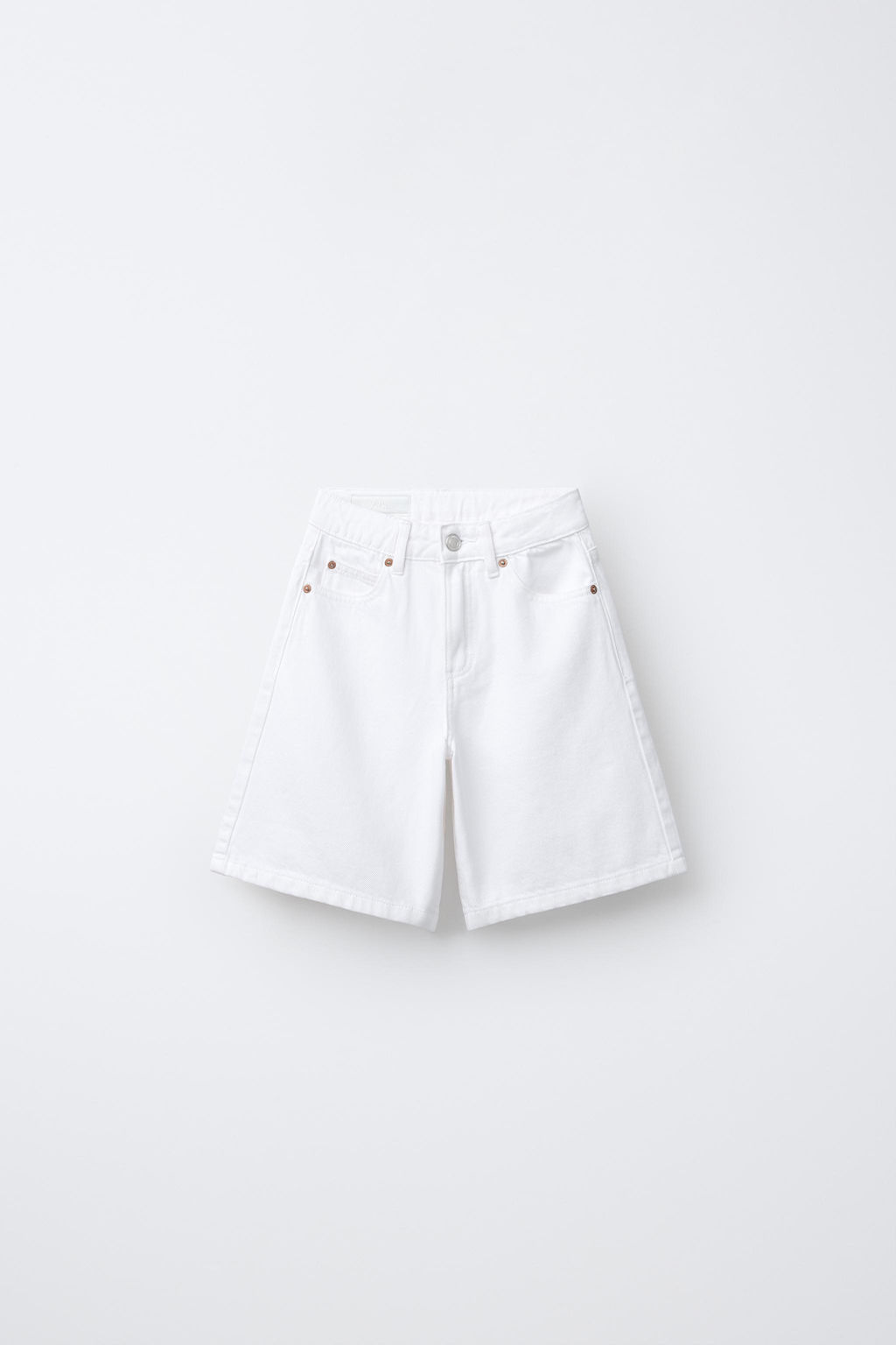 BERMUDA DENIM LARGA / Blanco