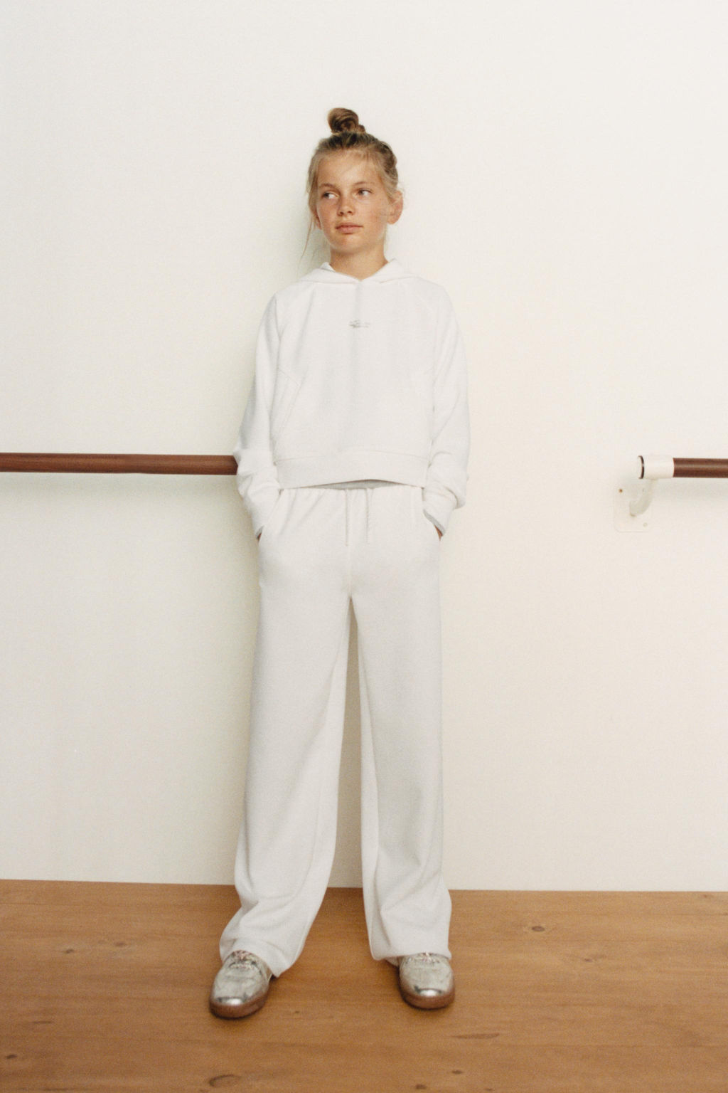 SLOGAN HOODIE WITH MODAL - Zara фото 7