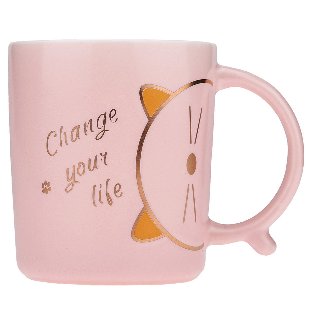 Кружка фарфоровая Change your life 400мл, д8,6см h10см, матовая глазурь, деколь с золотом, цвет - светло-розовый, д/горла 8,5см, д/основания 6,7см, в подарочной коробке (Китай) - Домашняя мода фото 2