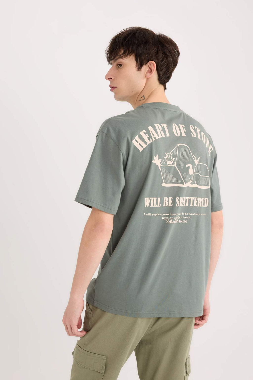 Boxy Fit Bisiklet Yaka S?rt Bask?l? K?sa Kollu Tisort - Defacto фото 2