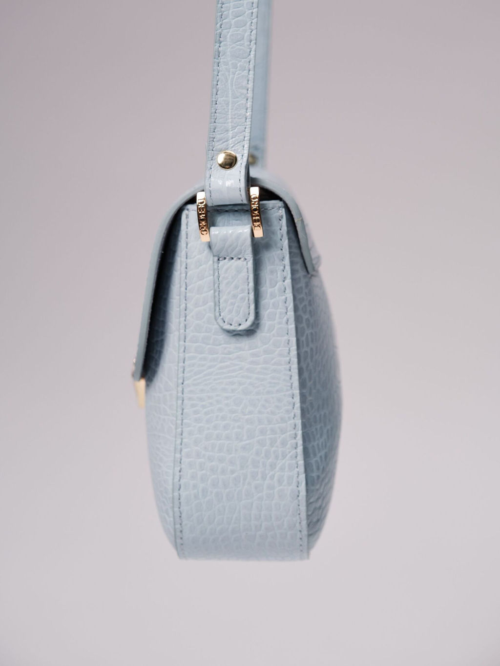 Сумка кожаная через плечо Deboro 3158 голубая вода