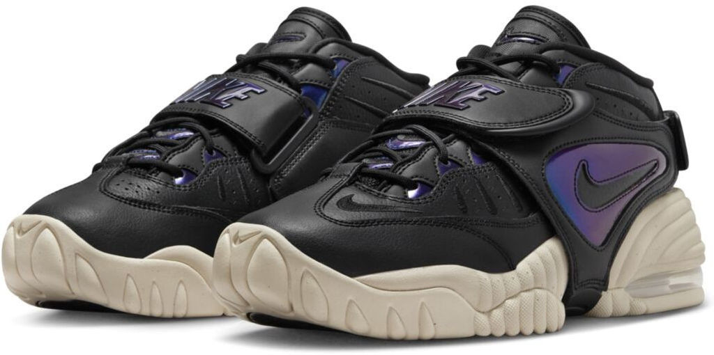 Кроссовки женские