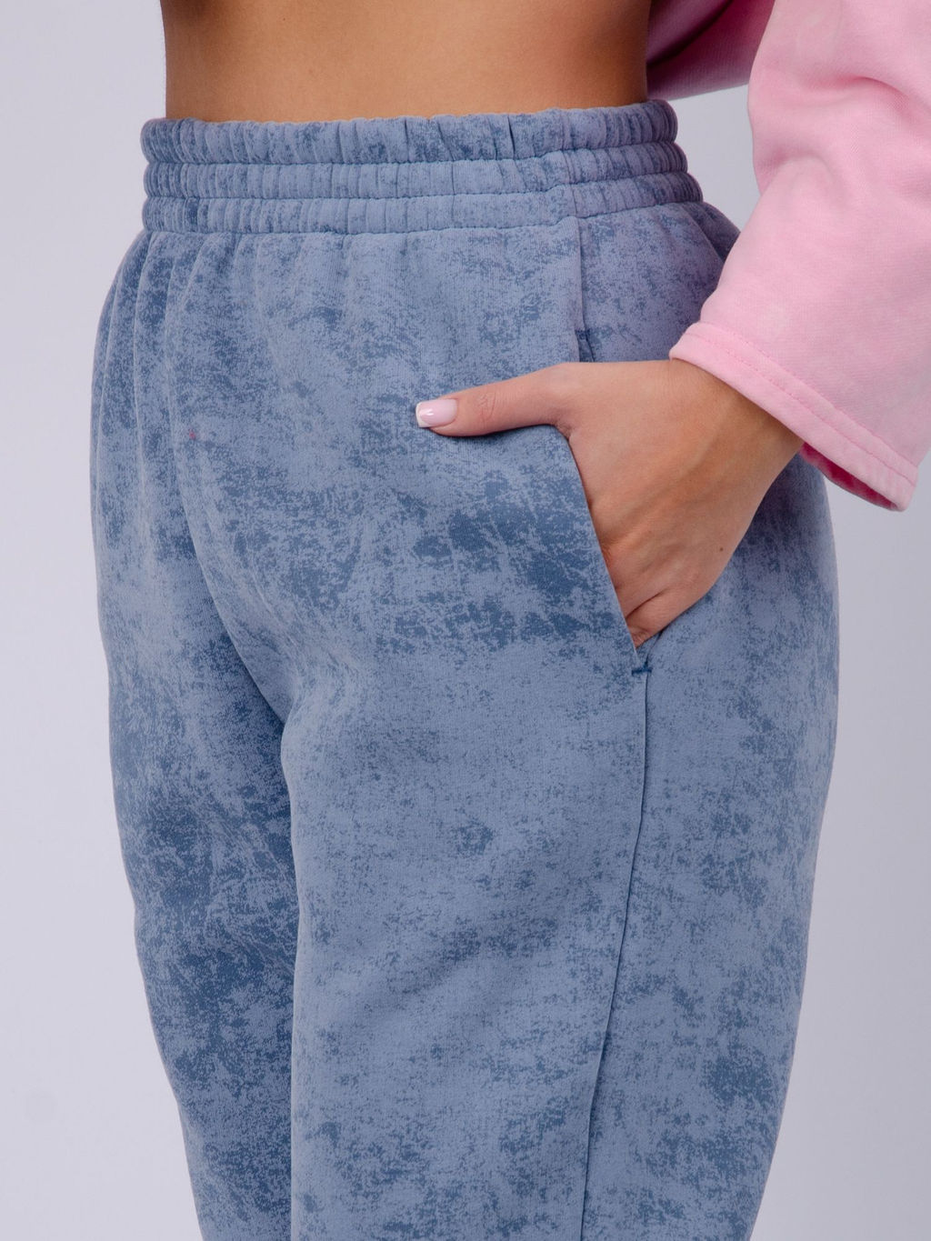 Джоггеры Мистерия 5, футер 3-х нитка начес - Малина фото 58