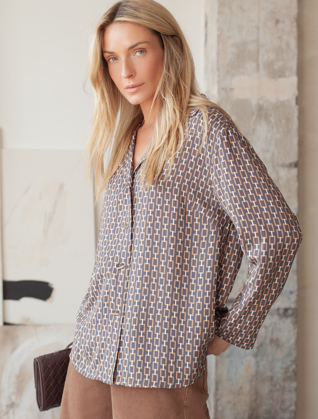 Блузка из вискозы с принтом