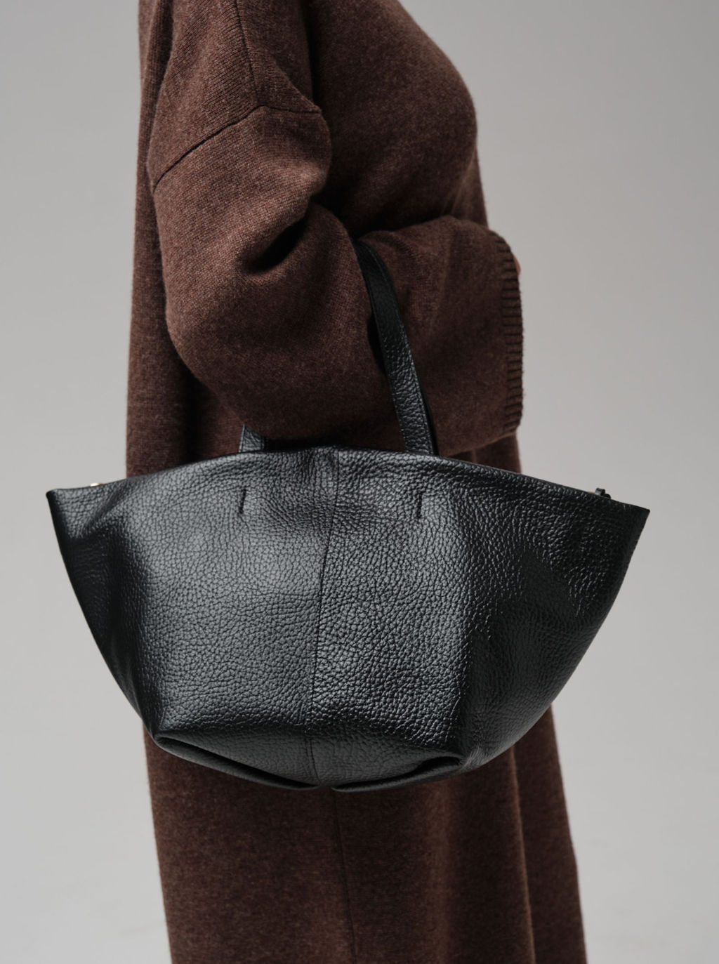 Кожаная сумка Azaro 31355 черный