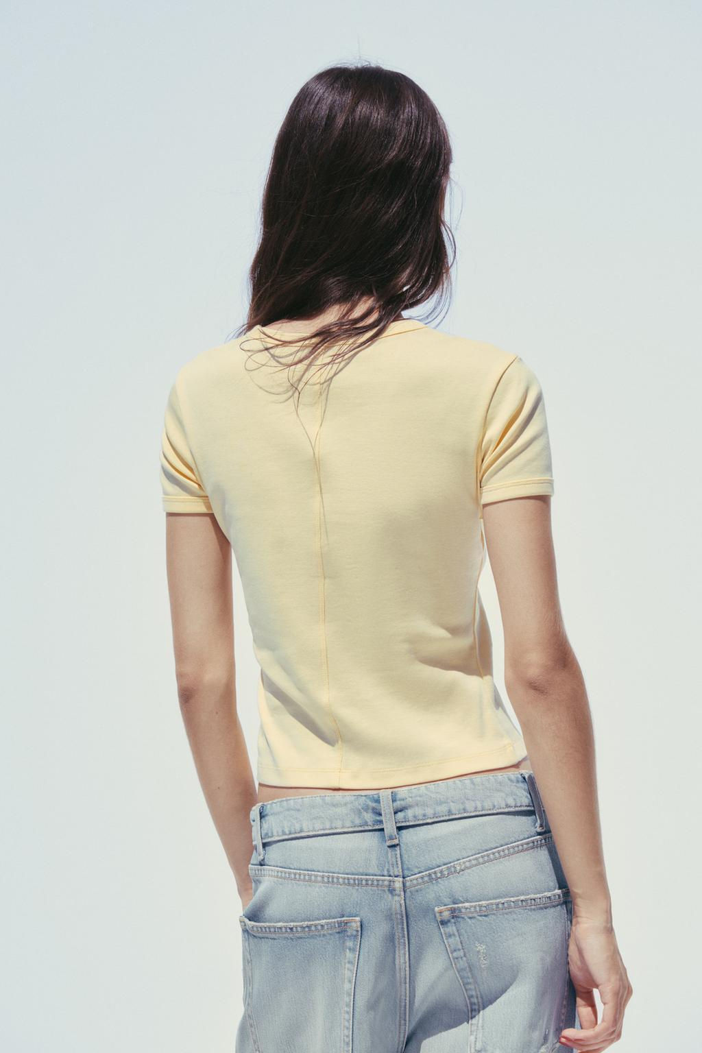 T-SHIRT WITH BACK SEAM - Zara фото 13