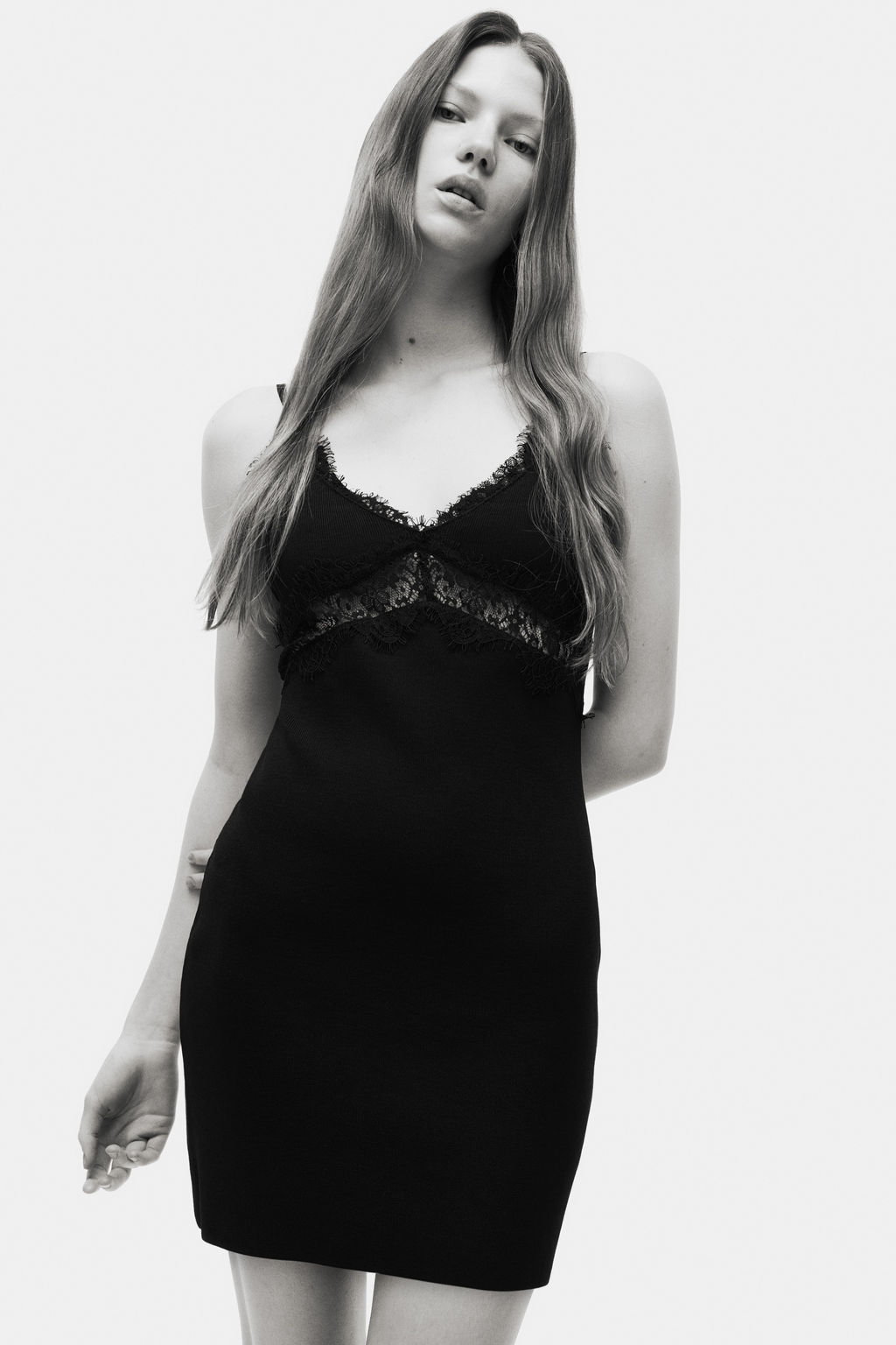 Vestido con detalles de encaje - H&m фото 2