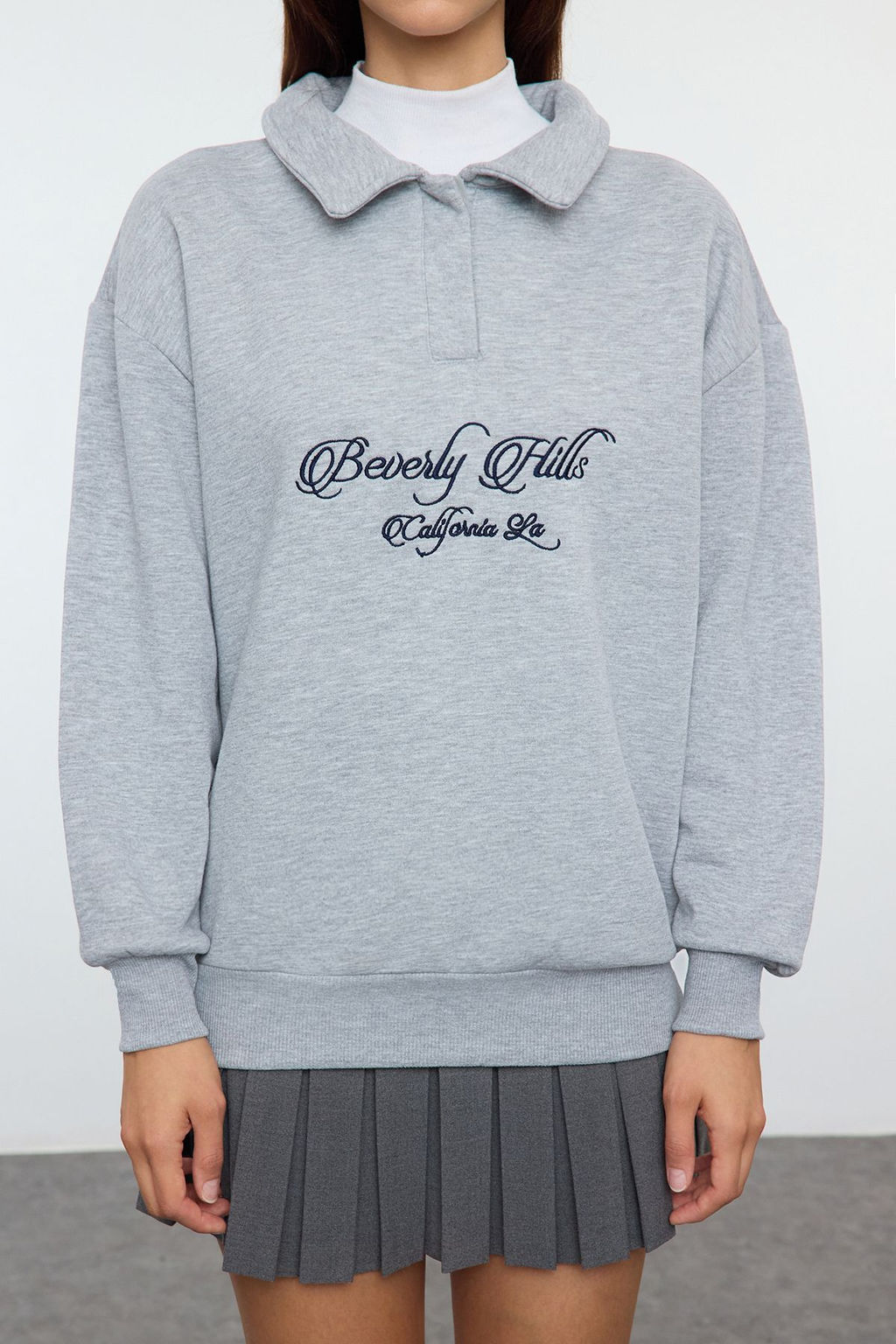 TRENDYOLMILLA Ac?k Pembe Gomlek Yaka Nak?sl? Regular Fit Kal?n Ici Polarl? Orme Sweatshirt TWOAW24SW00182  фото 3