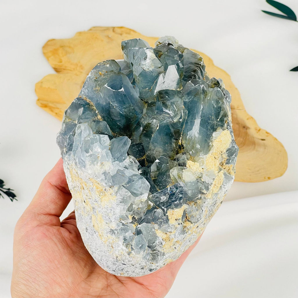 Друза Целестина на подставке - Радуга самоцветов фото 2