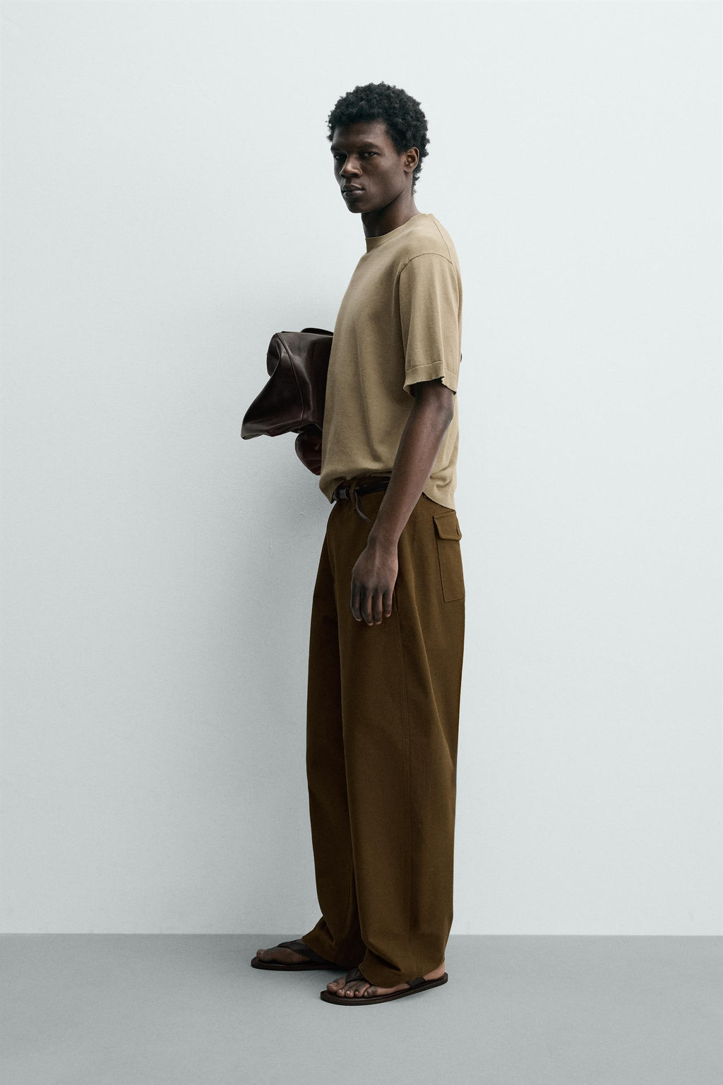 CAMISETA PUNTO LIGERO ALGOD?N / Piedra - Zara фото 4