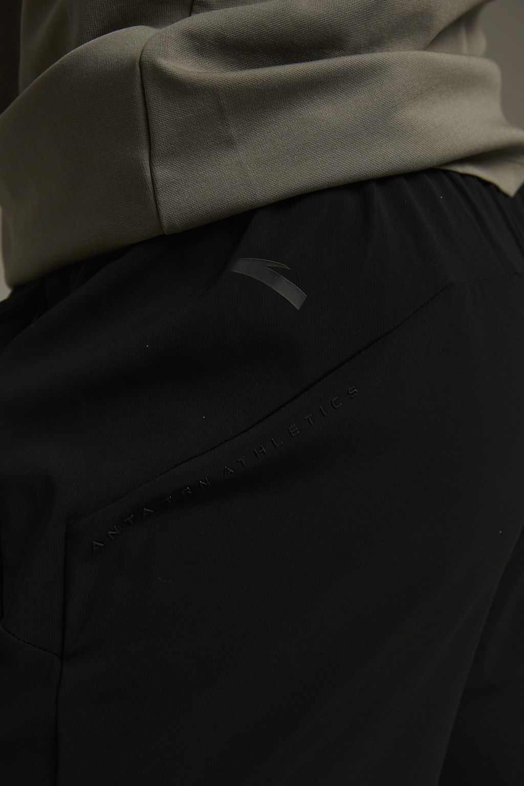 Брюки трикотажные Черный TRN Knit Track Pants