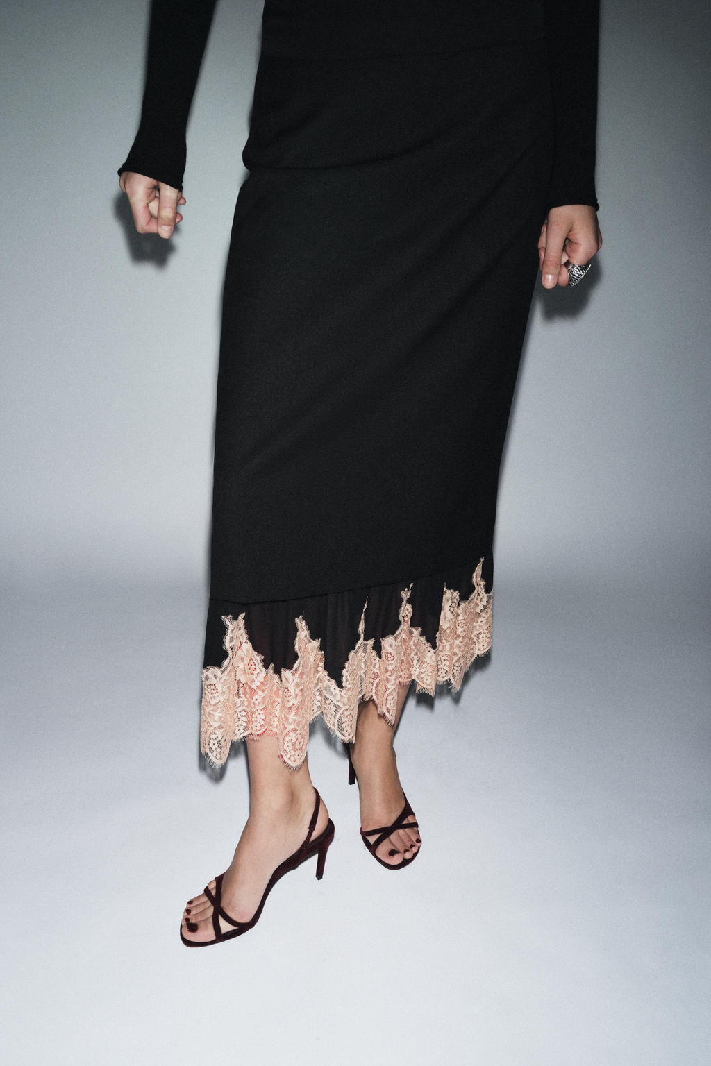 ZW COLLECTION COMBINED LACE SKIRT - Zara фото 6