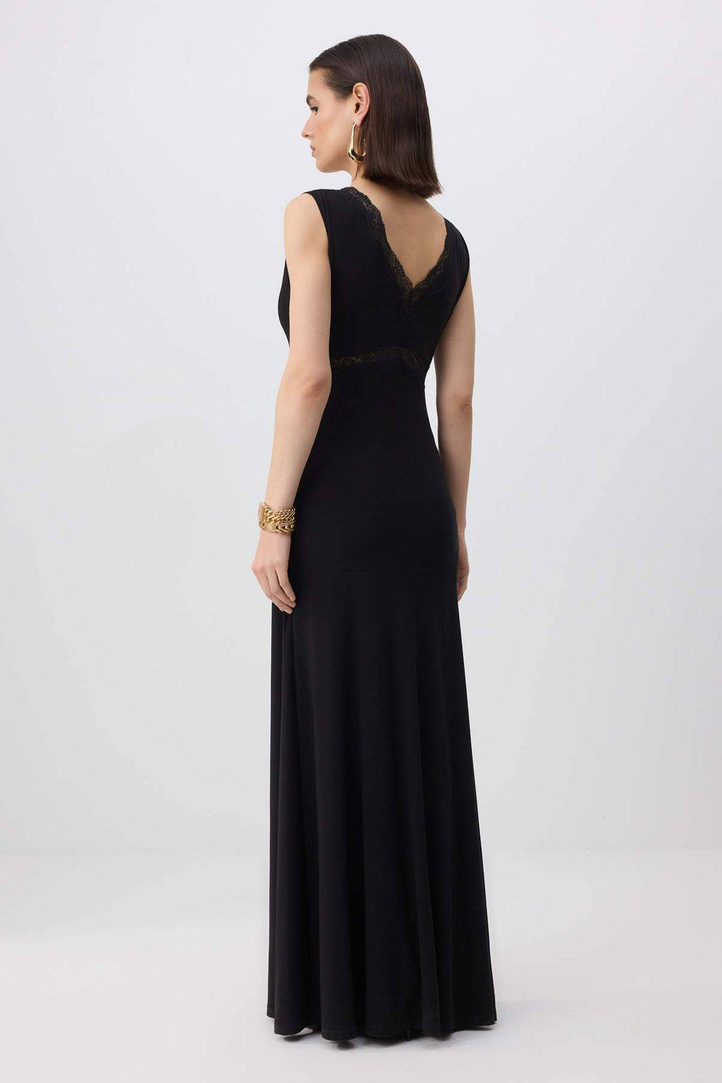 Siyah Derin V Yaka Dantel Detayl? Orme Astarl? Maxi Abiye & Mezuniyet Elbisesi TPRSS26AE00047 - Trendyolmilla фото 4