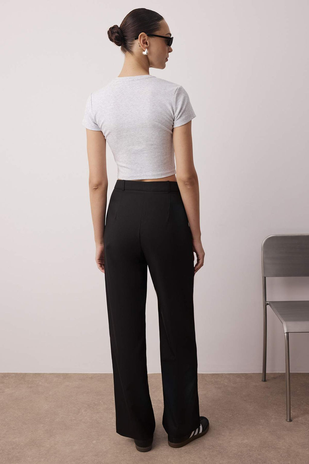 Siyah Wide Leg/Genis Paca Pilili Dokuma Kumas Pantolon TWOAW22PL0475