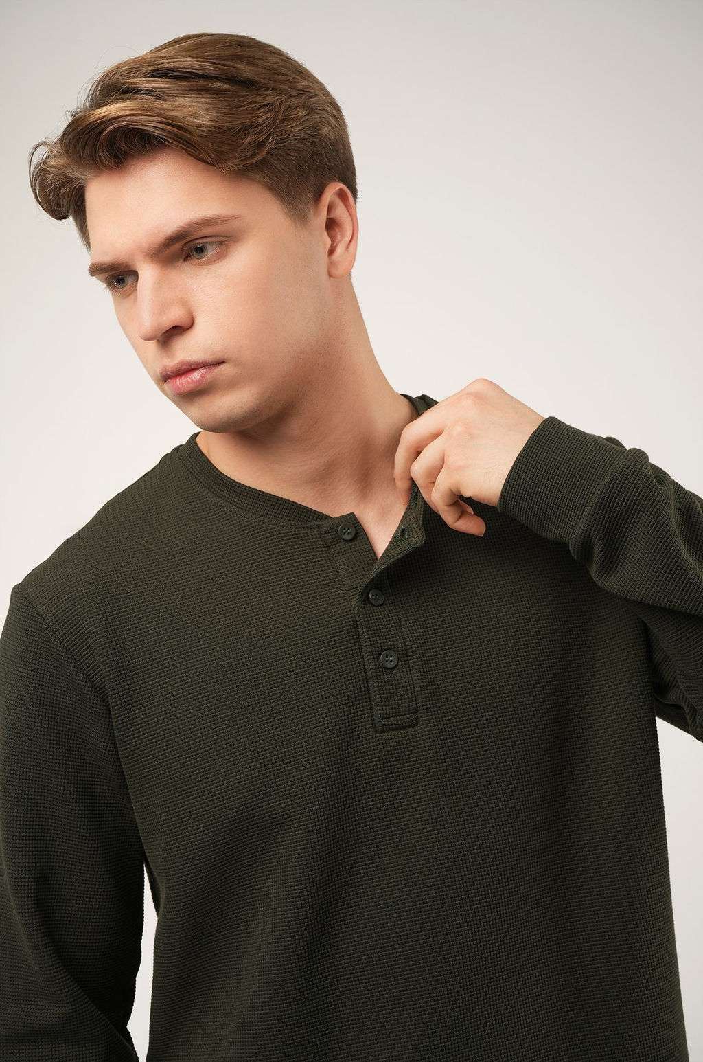 Мужской лонгслив на пуговицах Happyfox