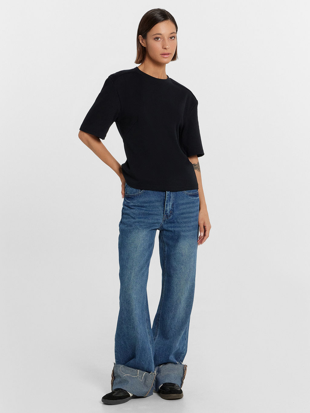 Джемпер женский в черном цвете черный 112990 - Mark formelle фото 3