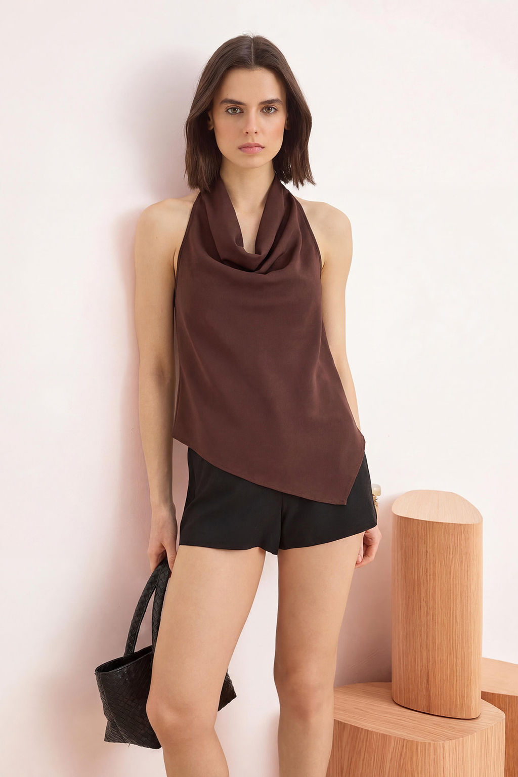 Kahverengi Degaje Yaka S?rt Dekolteli Dokuma Krep Bluz TWOSS26BZ00408