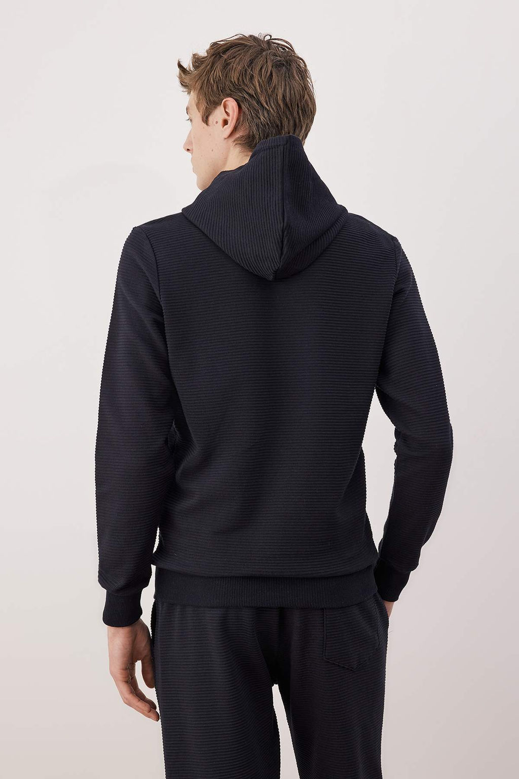 Lacivert Regular/Normal Kesim Kapusonlu Dokulu Sweatshirt TMNAW26SW00068