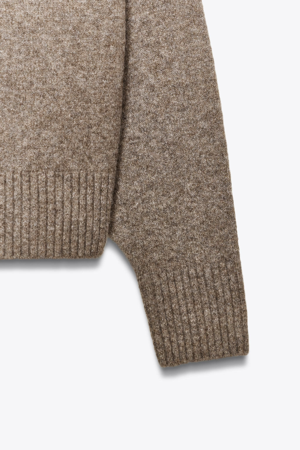 SOFT KNIT V-NECK SWEATER - Zara фото 9