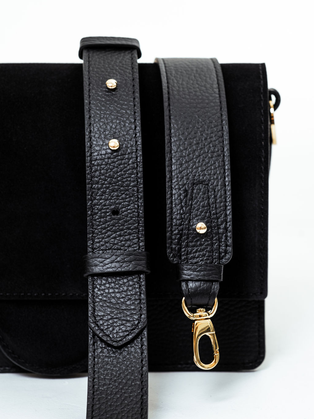 Сумка замшевая через плечо Deboro 30574 черный