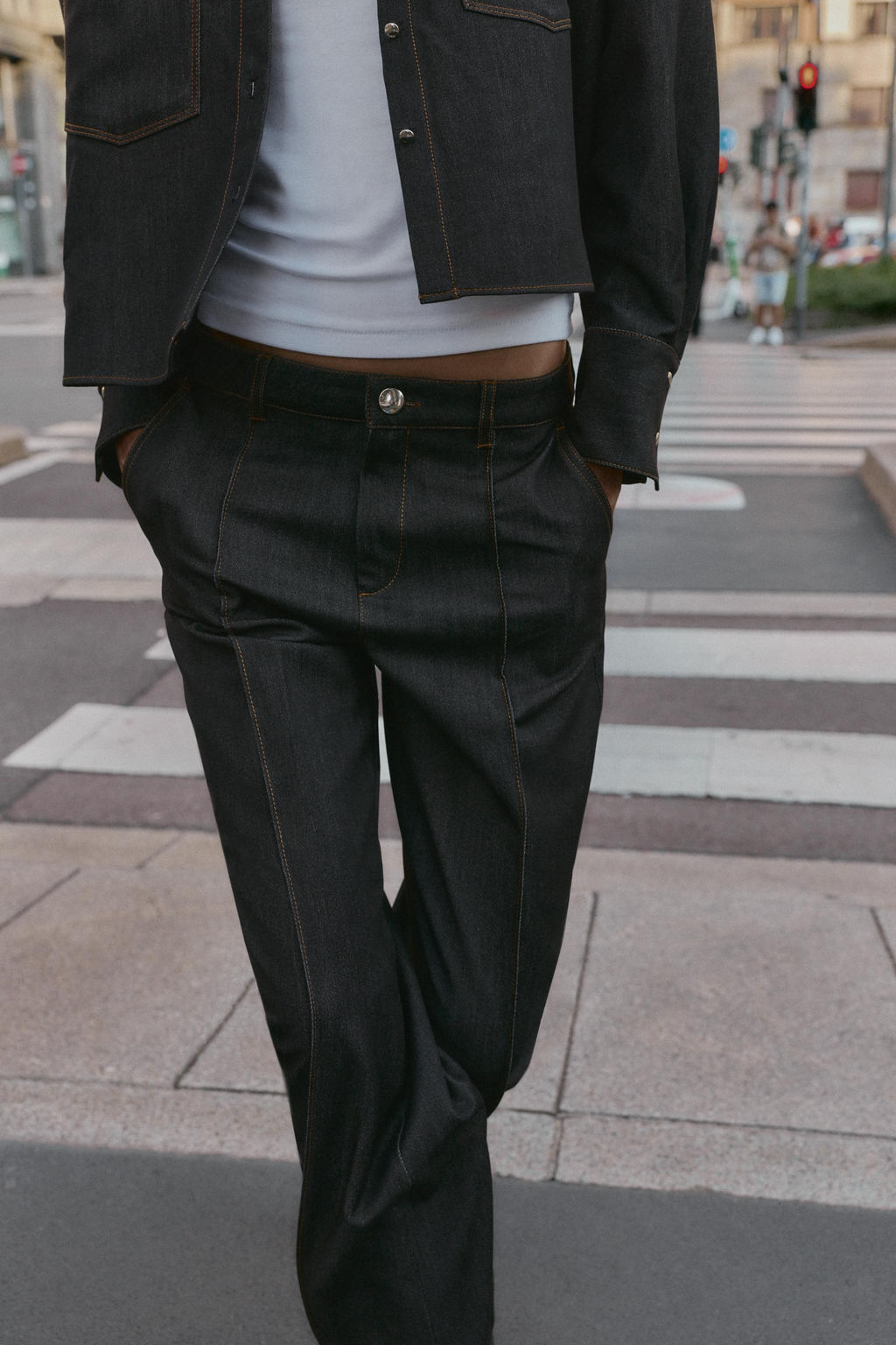 CONTRAST TOPSTITCH SEAM TROUSERS - Zara фото 5