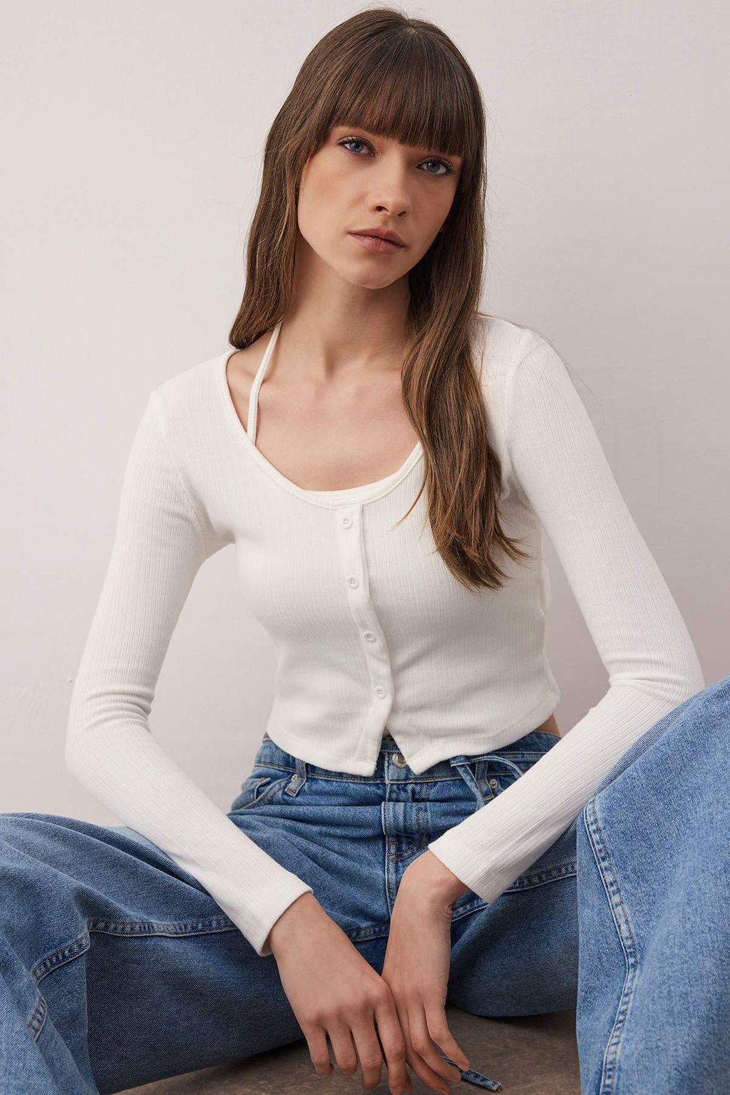 Ekru 2li Vucuda Oturan Cift Gorunumlu Kurdele Detayl? Triko Gorunumlu Orme Bluz TWOAW26BZ00119