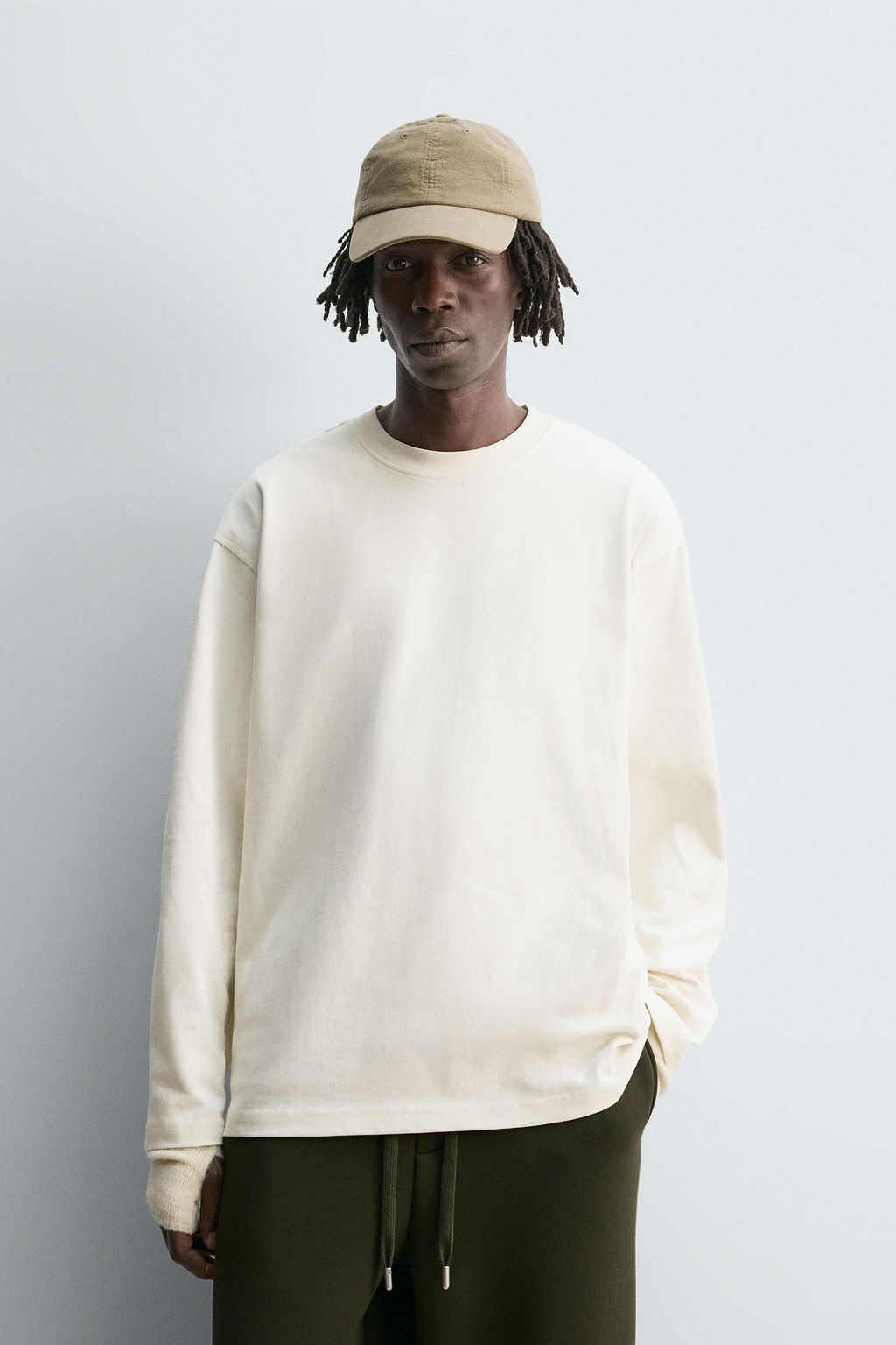 HEAVYWEIGHT LONG SLEEVE T-SHIRT WITH STUD - Zara фото 2