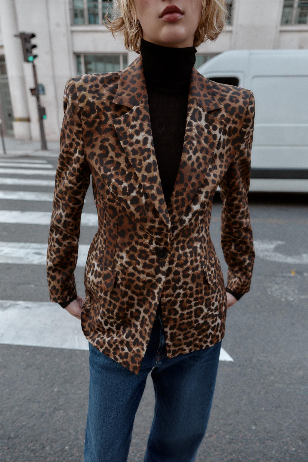 FITTED ANIMAL PRINT BLAZER - Zara фото 4
