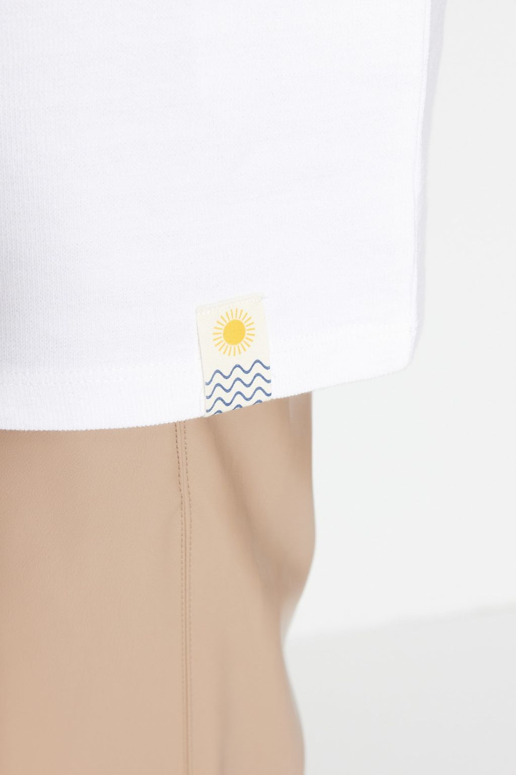 Beyaz Oversize %100 Pamuklu Etiketli Dokulu Basic Kal?n Tok T-Shirt TMNSS23TS00074