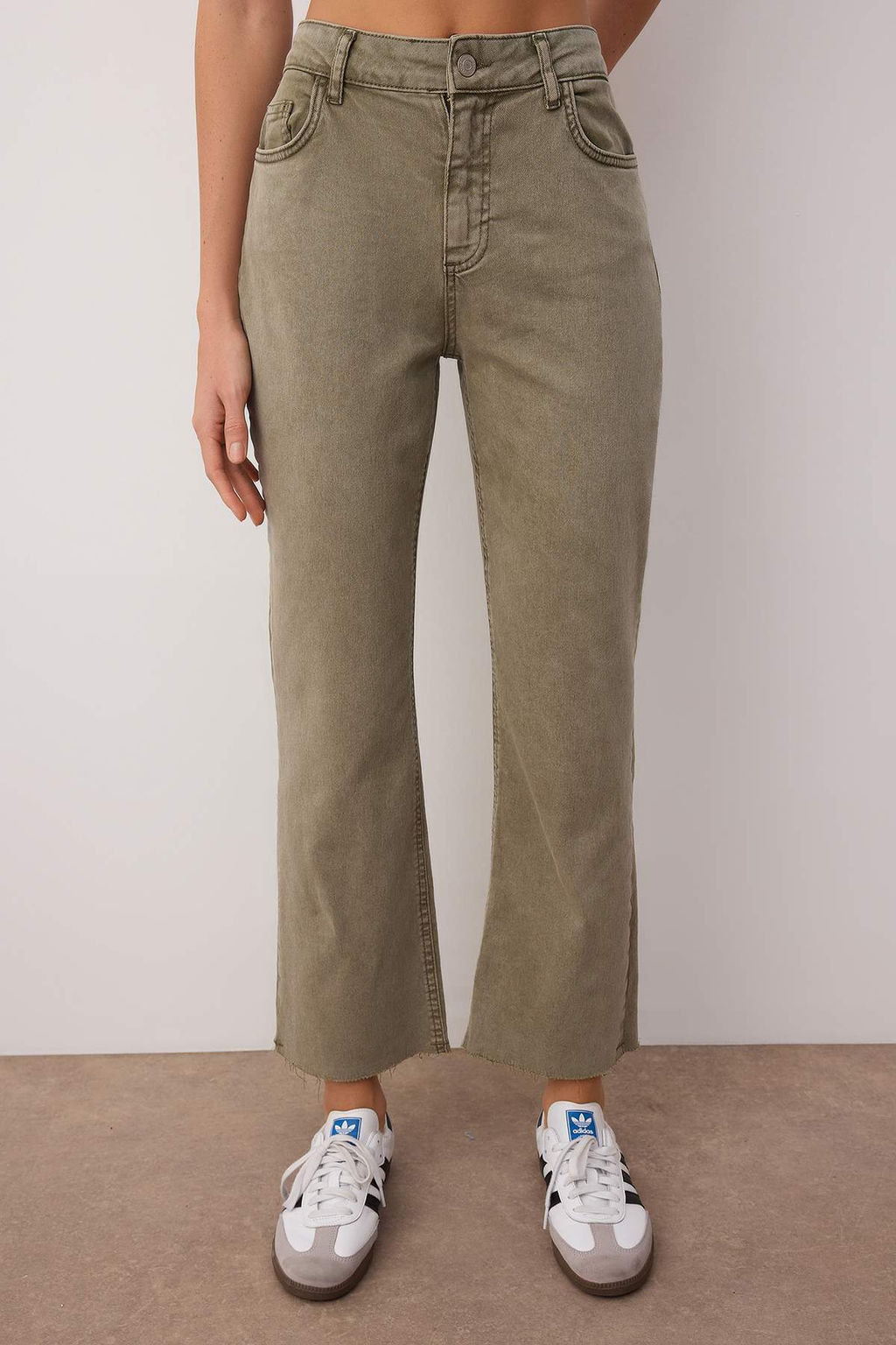 Haki Yuksek Bel Comfort Ispanyol Paca Flare Jeans TWOAW26JE00111