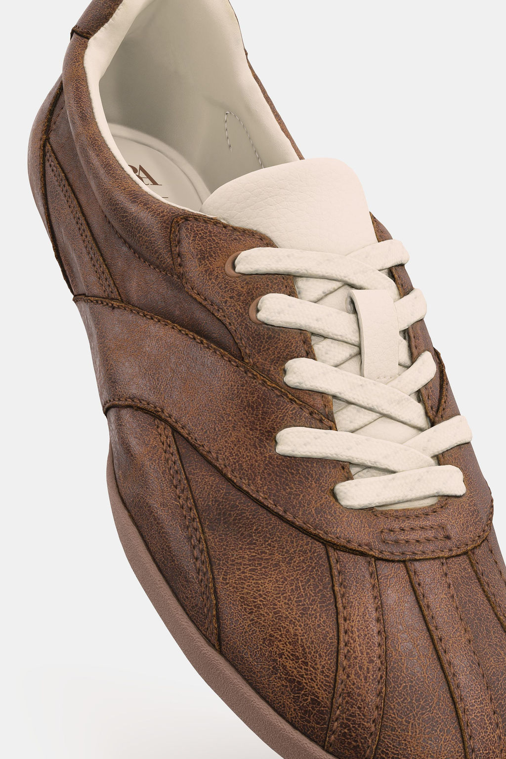 TRAINERS