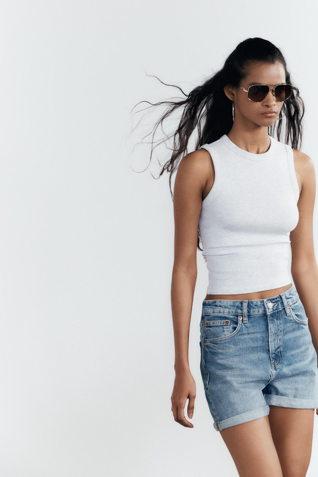 HIGH-WAIST MOM FIT TRF BERMUDA SHORTS - Zara фото 33