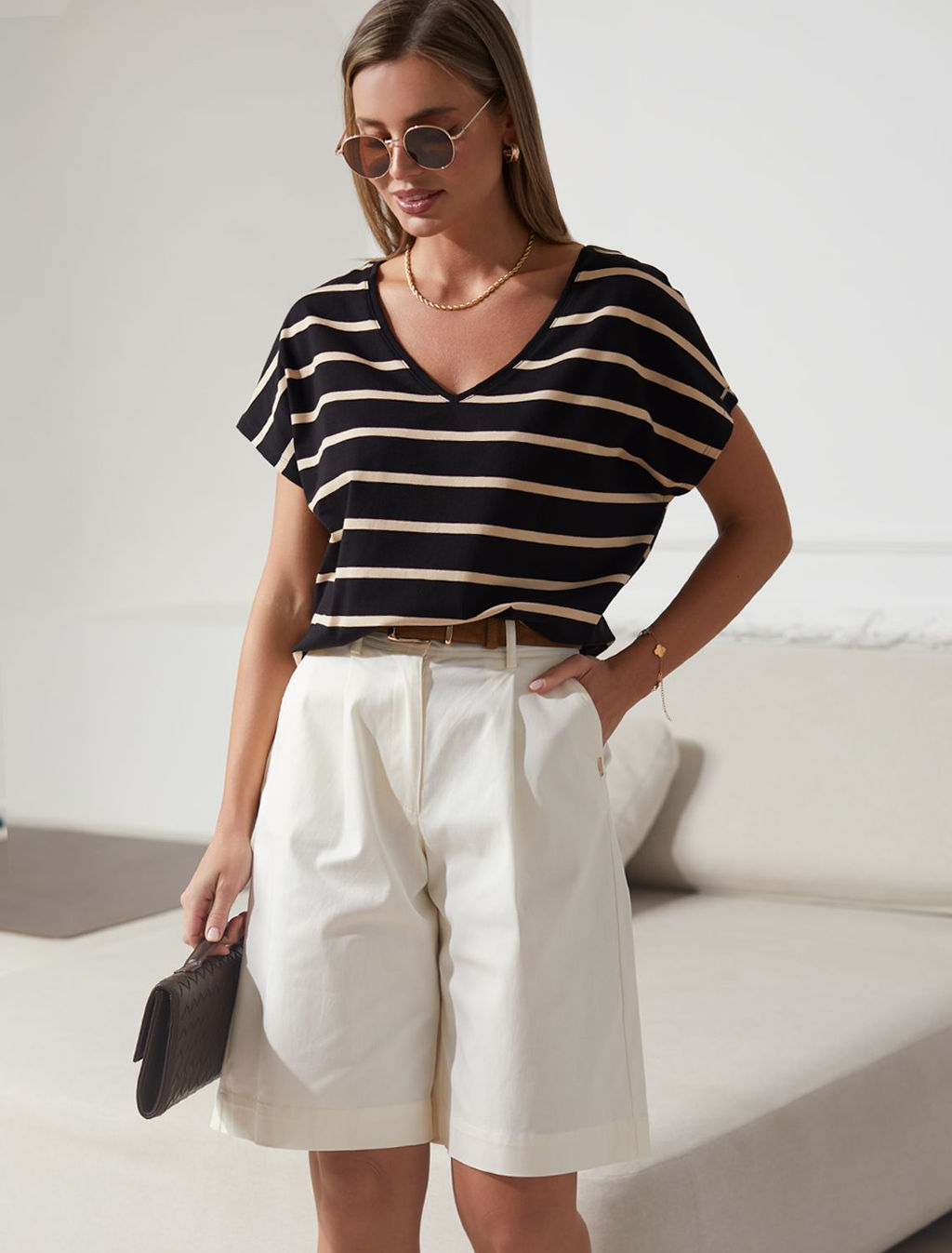 Футболка в полоску с V-вырезом и цельнокроеным рукавом из премиального хлопка - Vilatte фото 5