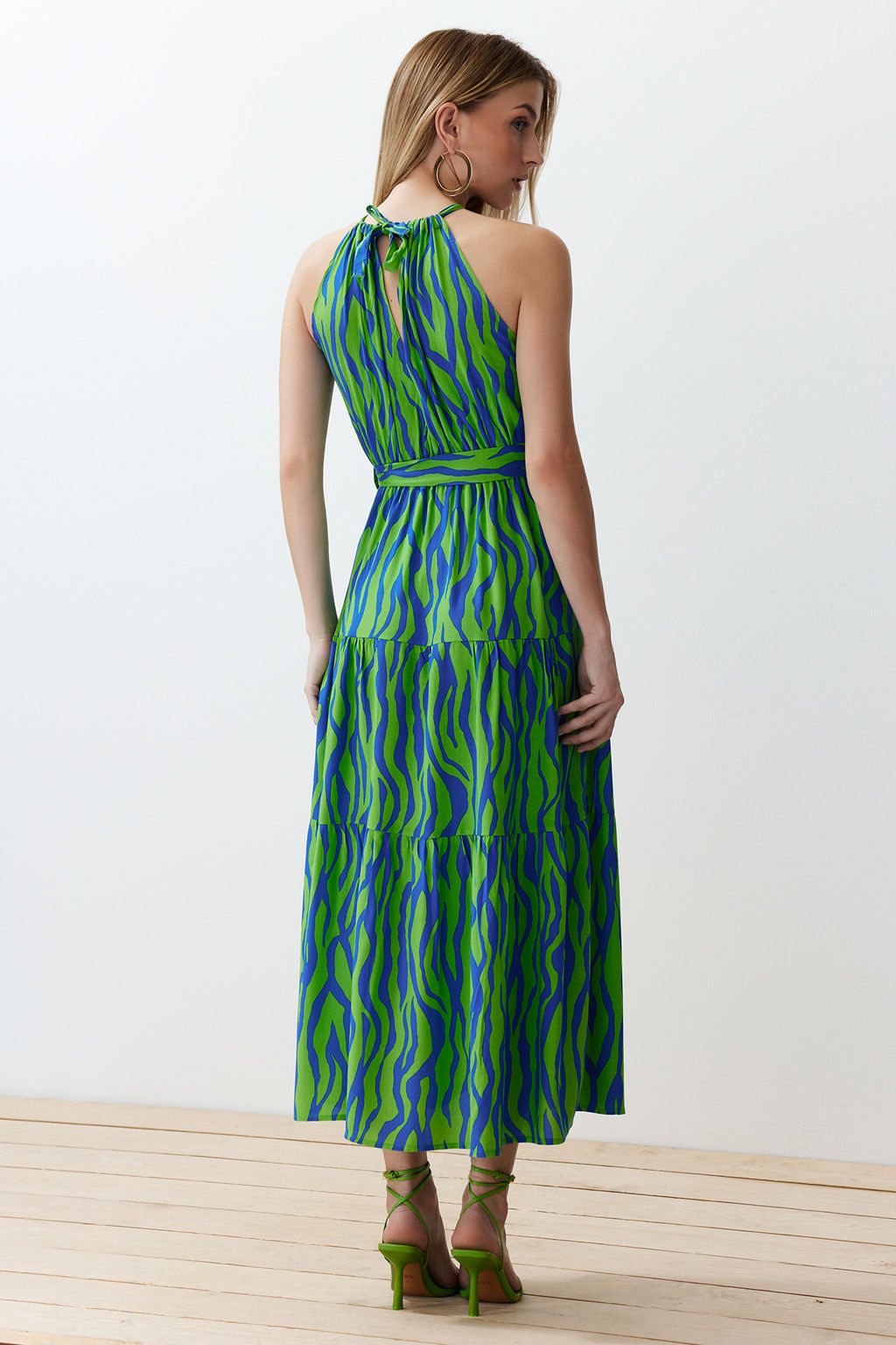 TRENDYOLMILLA Siyah Animal Shift Shally Maxi Dokuma Elbise TWOSS24EL00872 фото 12