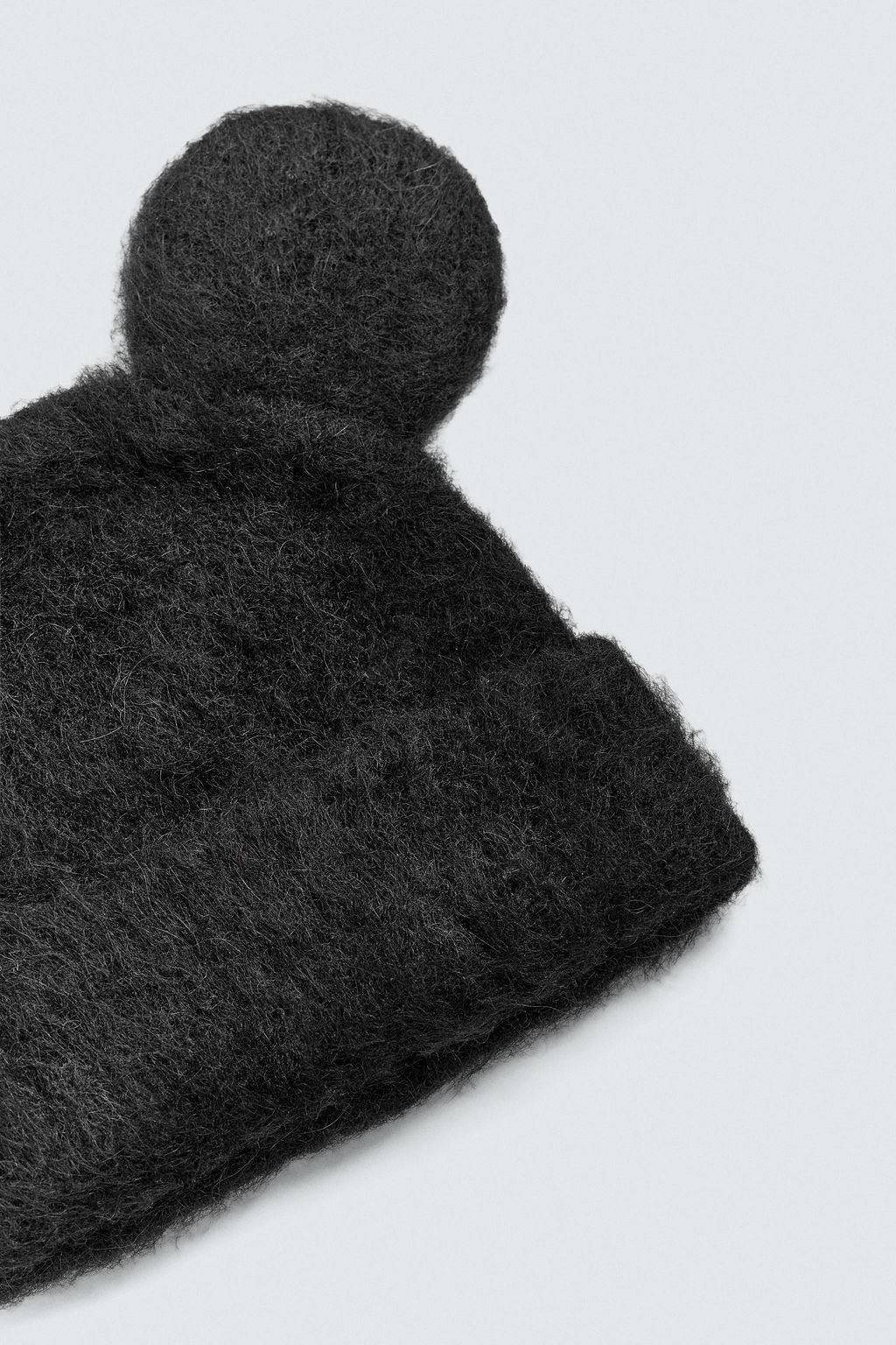 MICKEY MOUSE EARS KNIT BEANIE HARRY LAMBERT FOR ZARA X DISNEY